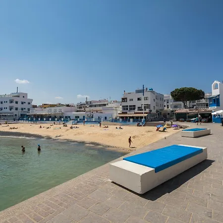 Home2book Modern At Oasis Duna, Апартаменты *