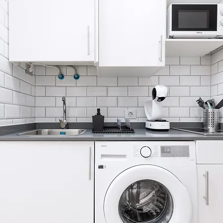 Home2book Modern At Oasis Duna, *