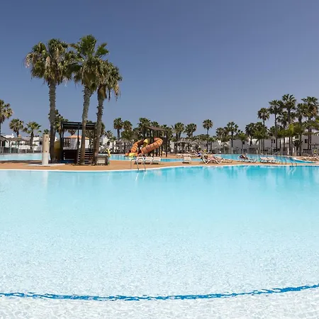 Home2book Modern At Oasis Duna,