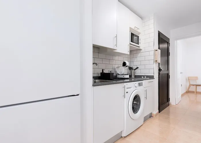 Home2book Modern At Oasis Duna,